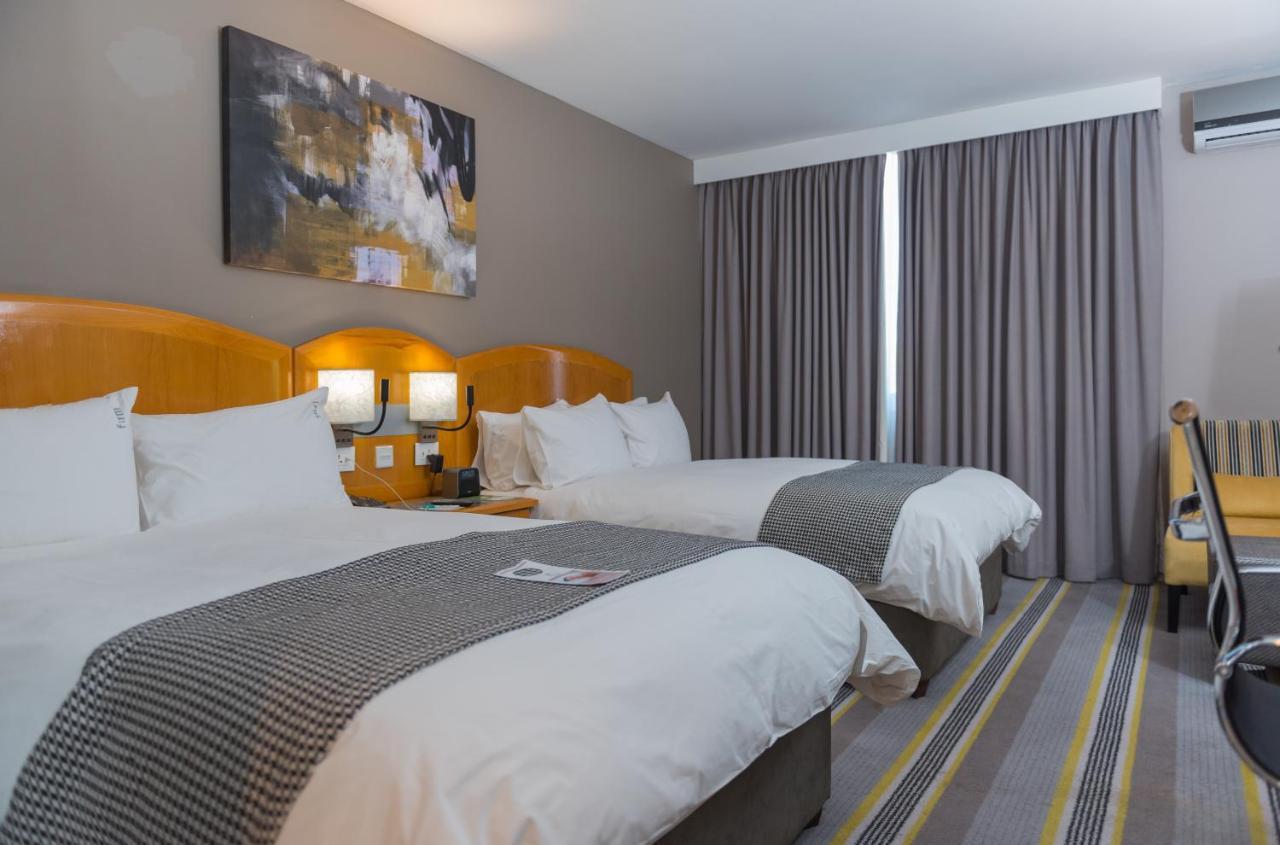 Holiday Inn - Mutare By Ihg Exteriör bild